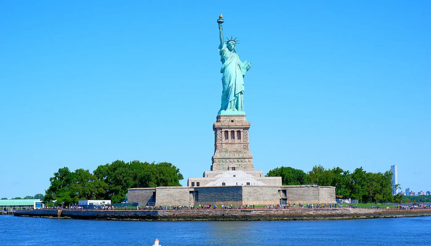 Cruise med lunsj i New York - Frihetsgudinnen