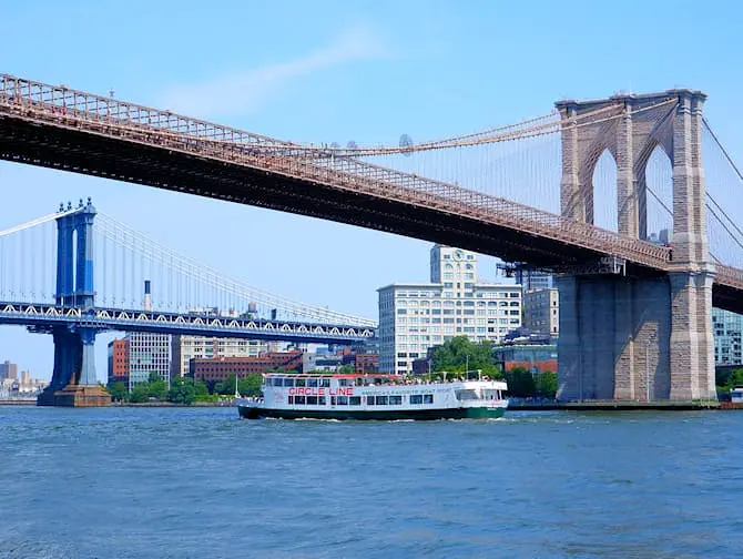 Circle Line Landmarks Cruise Brooklyn Bridge