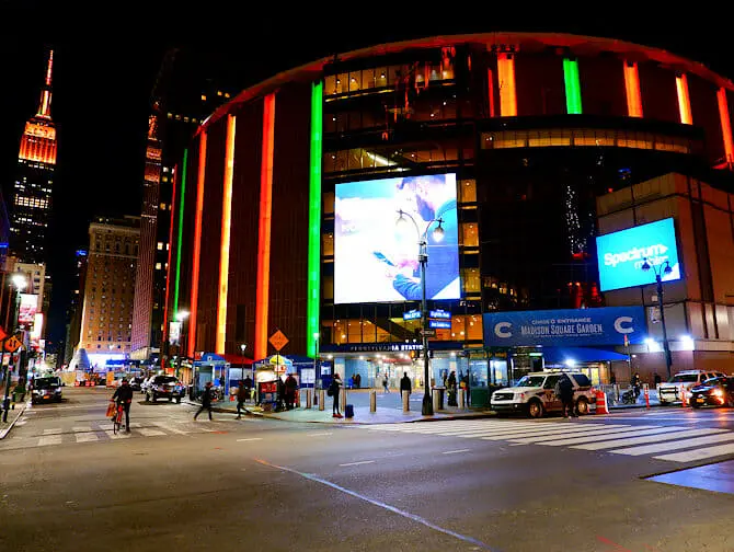 Madison Square Garden i New York - Utvendig