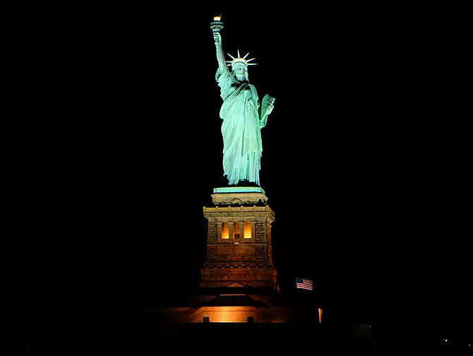 Circle Line: Frihetsgudinnen solnedgangscruise - Lady Liberty