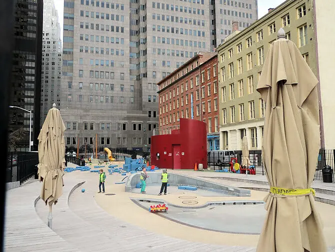 Playgrounds in New York - South Street Seaport Playground