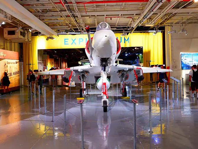 Intrepid Museum i New York - Kampfly
