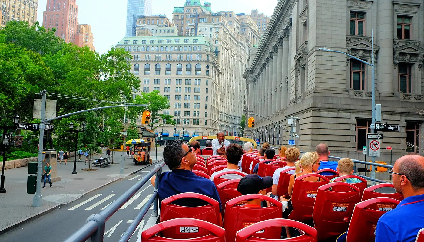 Hop-on-hop-off-buss i New York - Sightseeing
