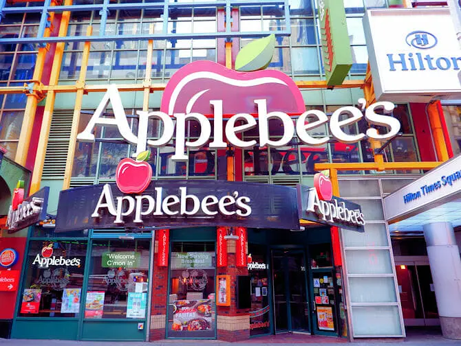 Spise ute med barn i New York - Applebees