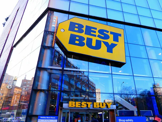 Elektronikk og tilbehør i New York - Best Buy