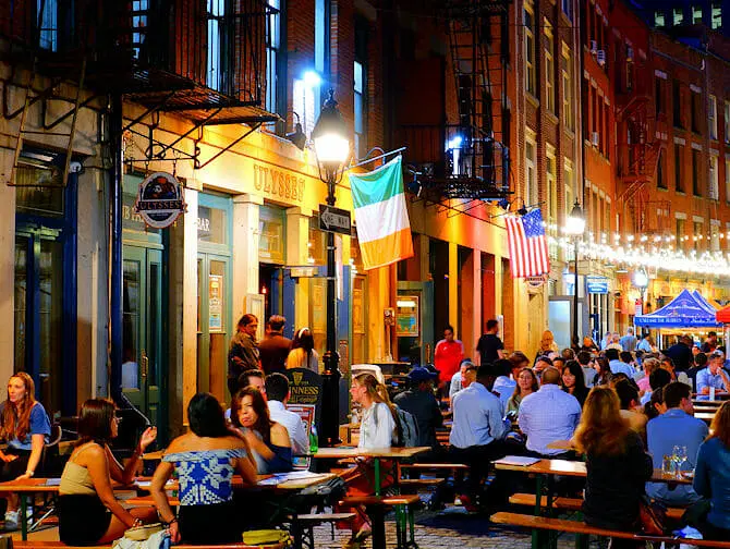 Stone Street restauranter i New York - Barer og restauranter