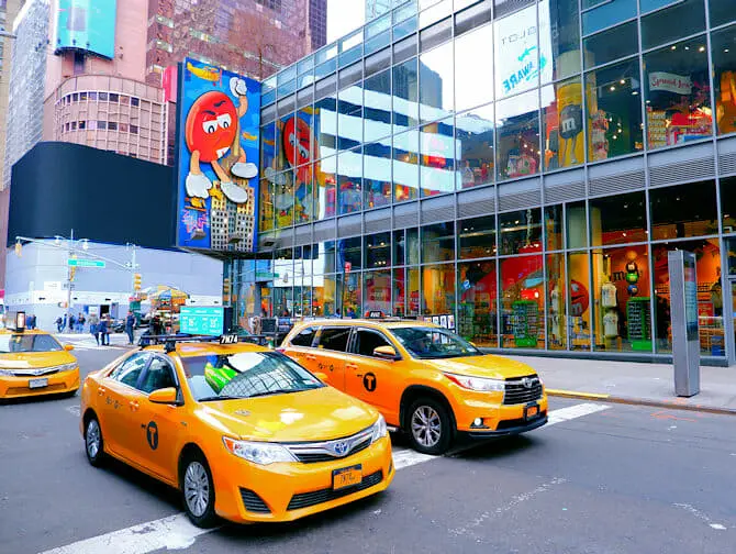 Ting å gjøre i Theater District - M&M Store