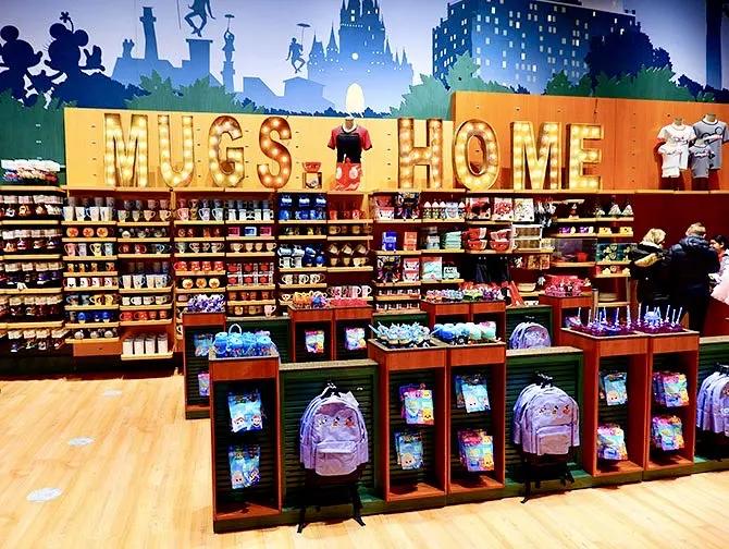 Disney Store Times Square - Kopper