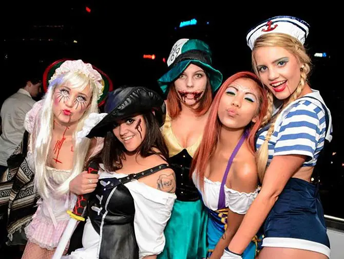 Halloweenfester i New York - Kostymer