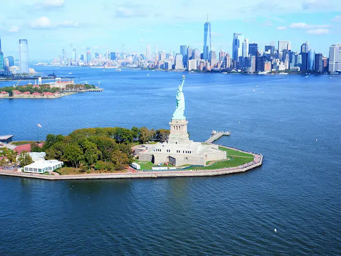 Helikoptertur i New York - Frihetsgudinnen & Downtown