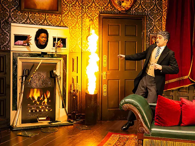 The Play That Goes Wrong New York Tickets - Flammer