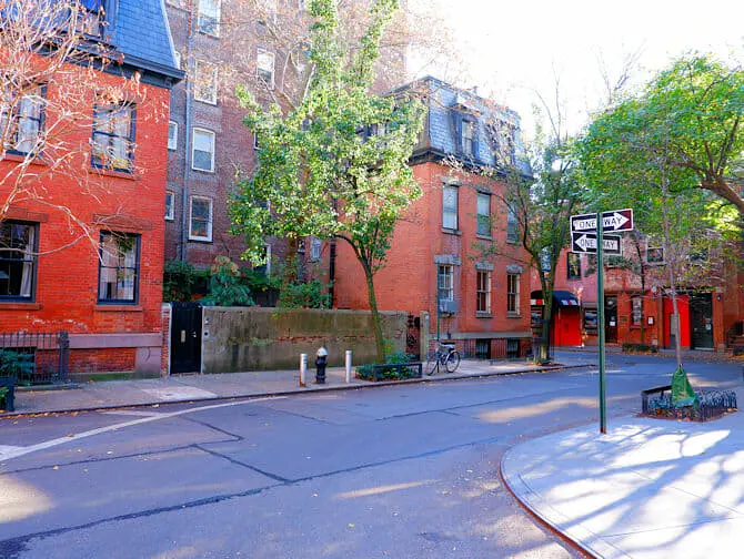 Ting å gjøre i Greenwich Village - gate