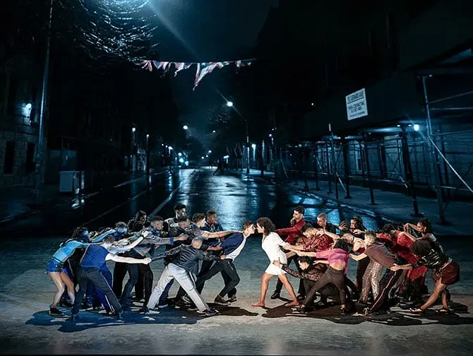 West Side Story på Broadway Tickets - kamp mellom familiene