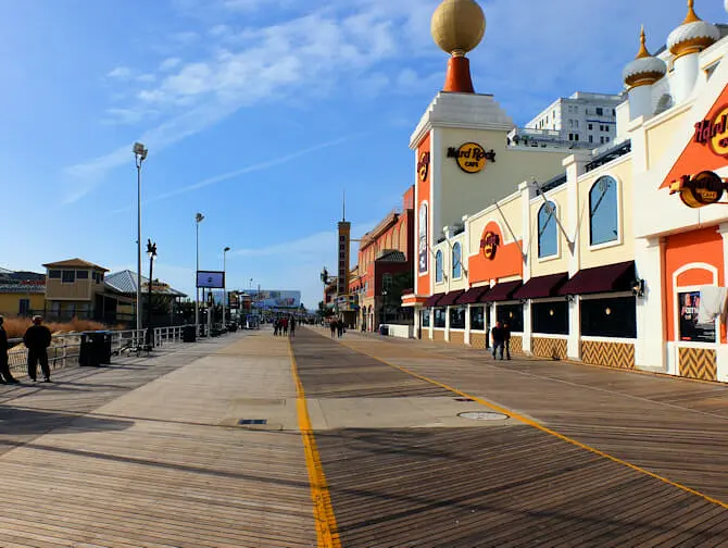 Dagstur fra New York til Atlantic City - strandpromenade