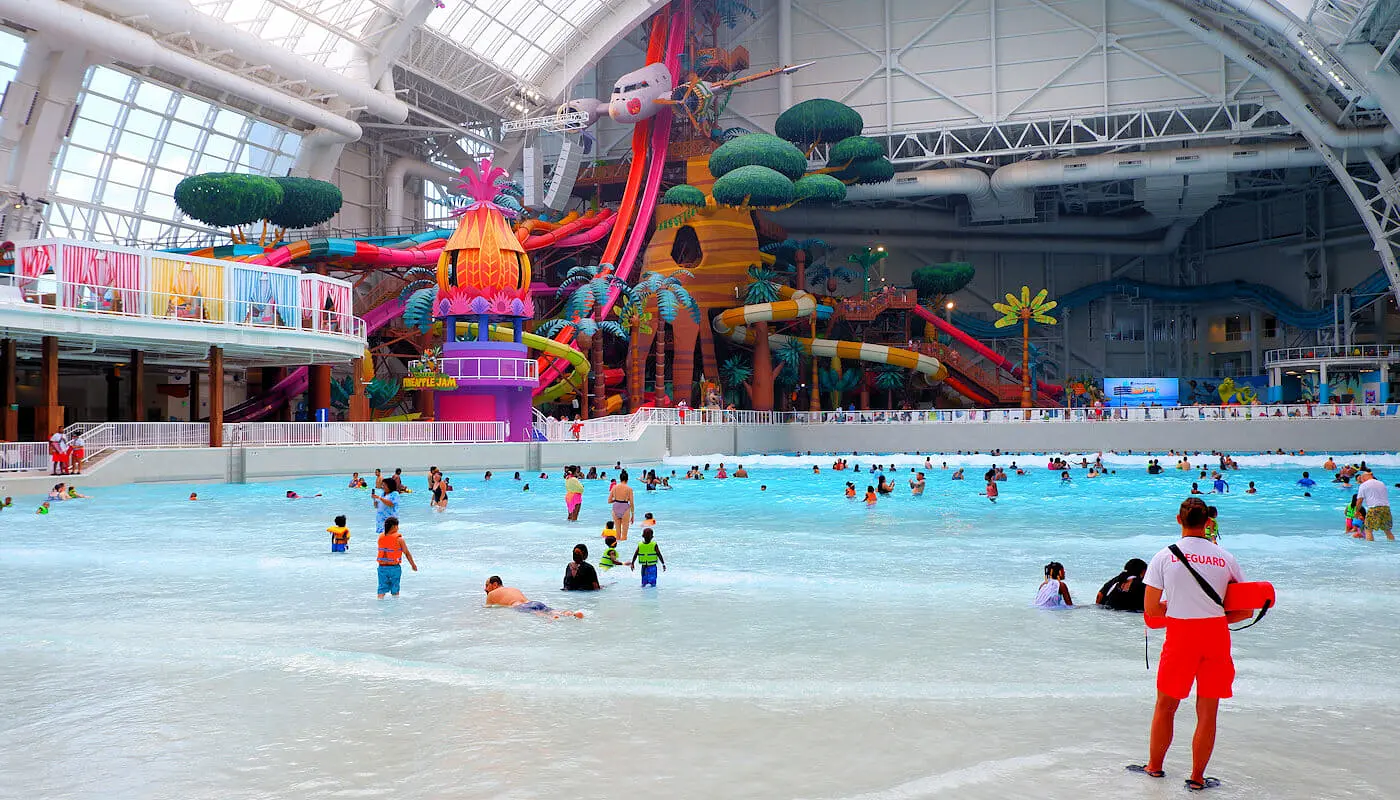 DreamWorks Water Park near New York Tickets - bassenget