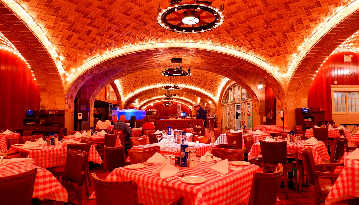 Romantiske restauranter og barer i New York - Oyster Bar