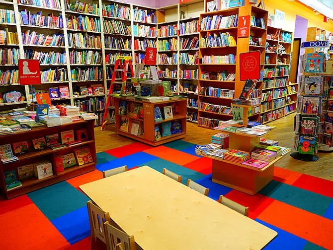 Strand Bookstore i New York - barn