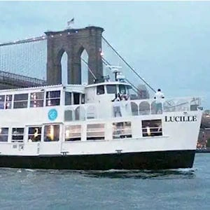 Nyttårsaften-cruise i New York - Lucille Yacht