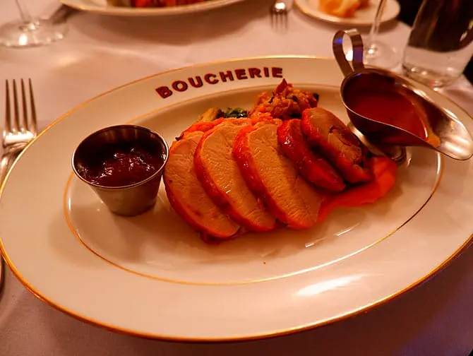 Romantiske restauranter og barer i New York - La Grande Boucherie mat