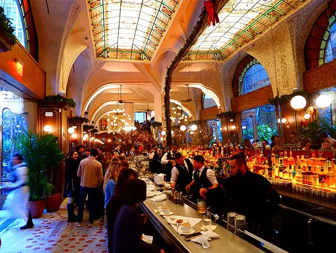 Romantiske restauranter og barer i New York - La Grande Boucherie