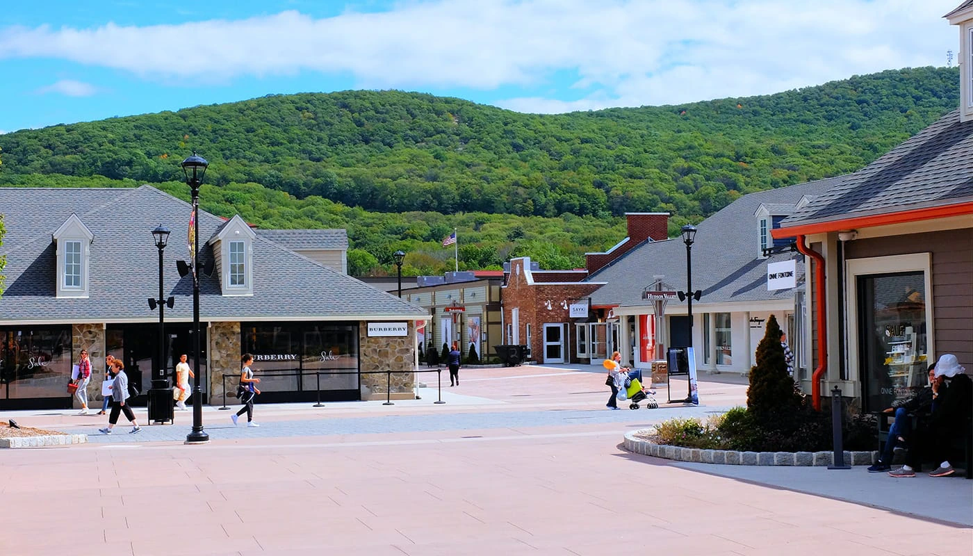 Severdigheter i New York: de beste turistattraksjonene - Woodbury Common
