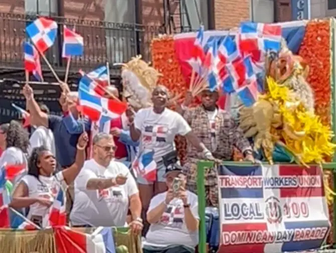 Dominican Day Parade i New York - Flåte