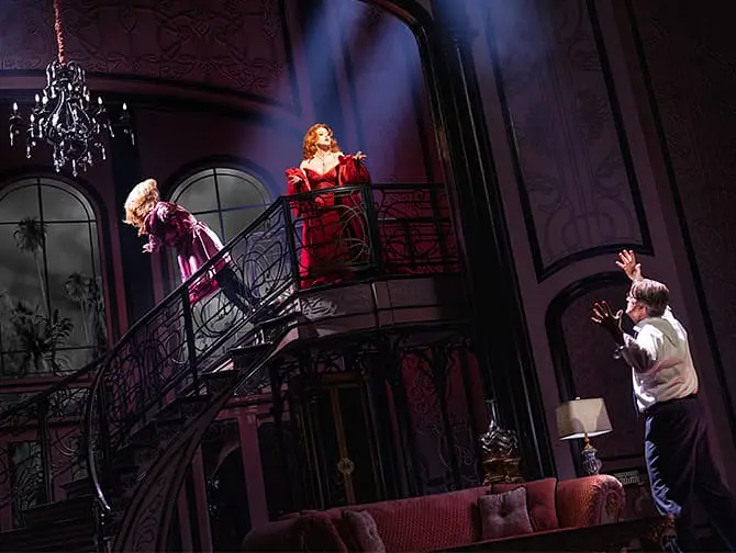 Death Becomes Her Broadway Tickets - Mystisk musikal