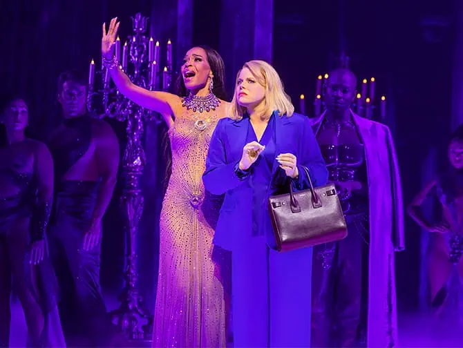 Death Becomes Her Broadway Tickets - Viola
