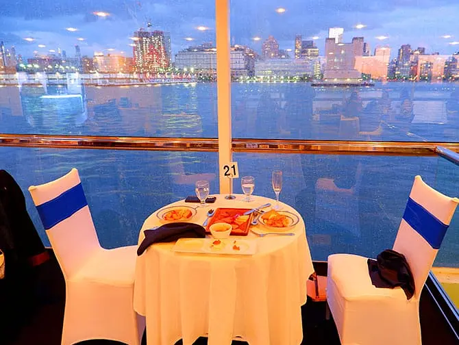 Manhattan cruise med middag