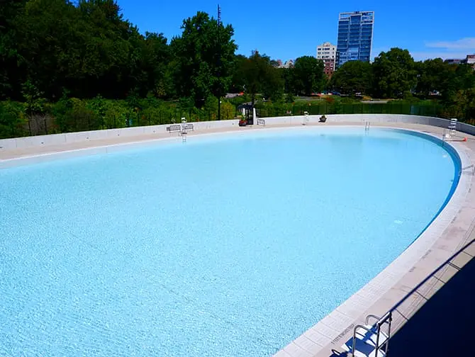 Svømming i New York - Gottesman Pool in Central Park
