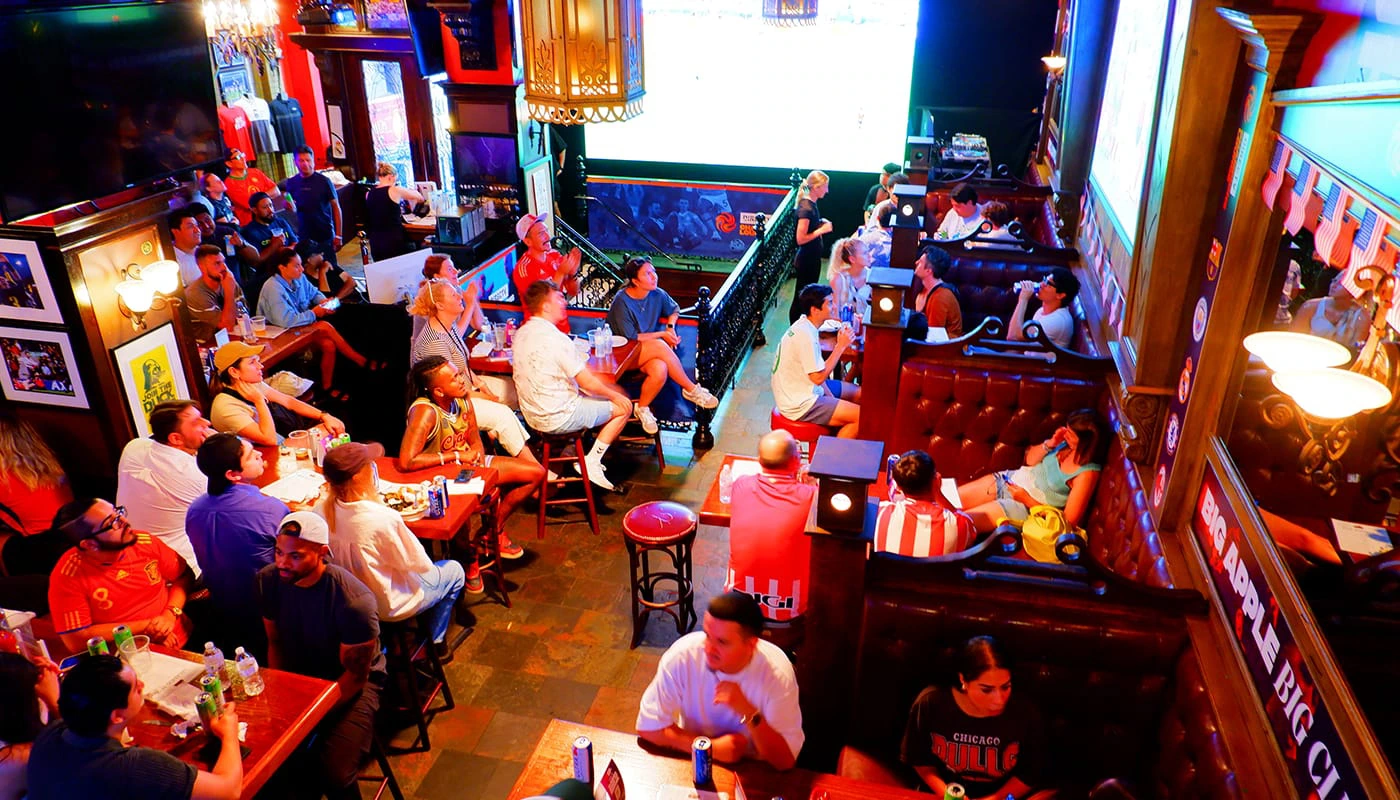 Beste nattklubber i New York - The Football Factory