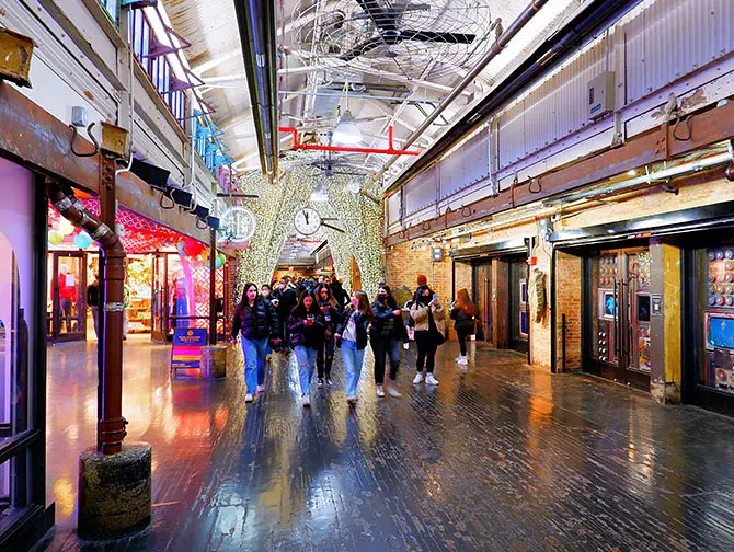 Chelsea Market i New York -Tidligere kjeksfabrikk omgjort til et marked