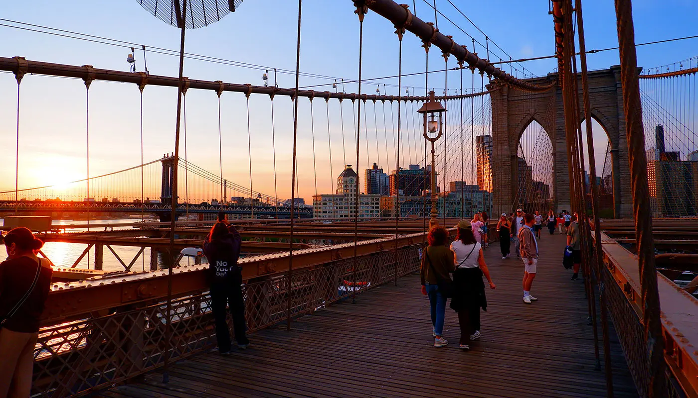 New York 6-dagers reiseplan – Gå over Brooklyn Bridge ved soloppgang