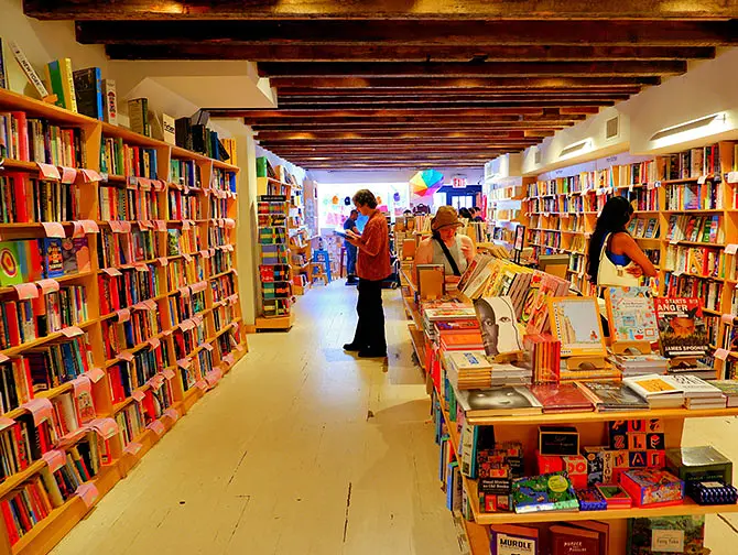 Bokhandlere i New York - Books are Magic i Brooklyn Heights